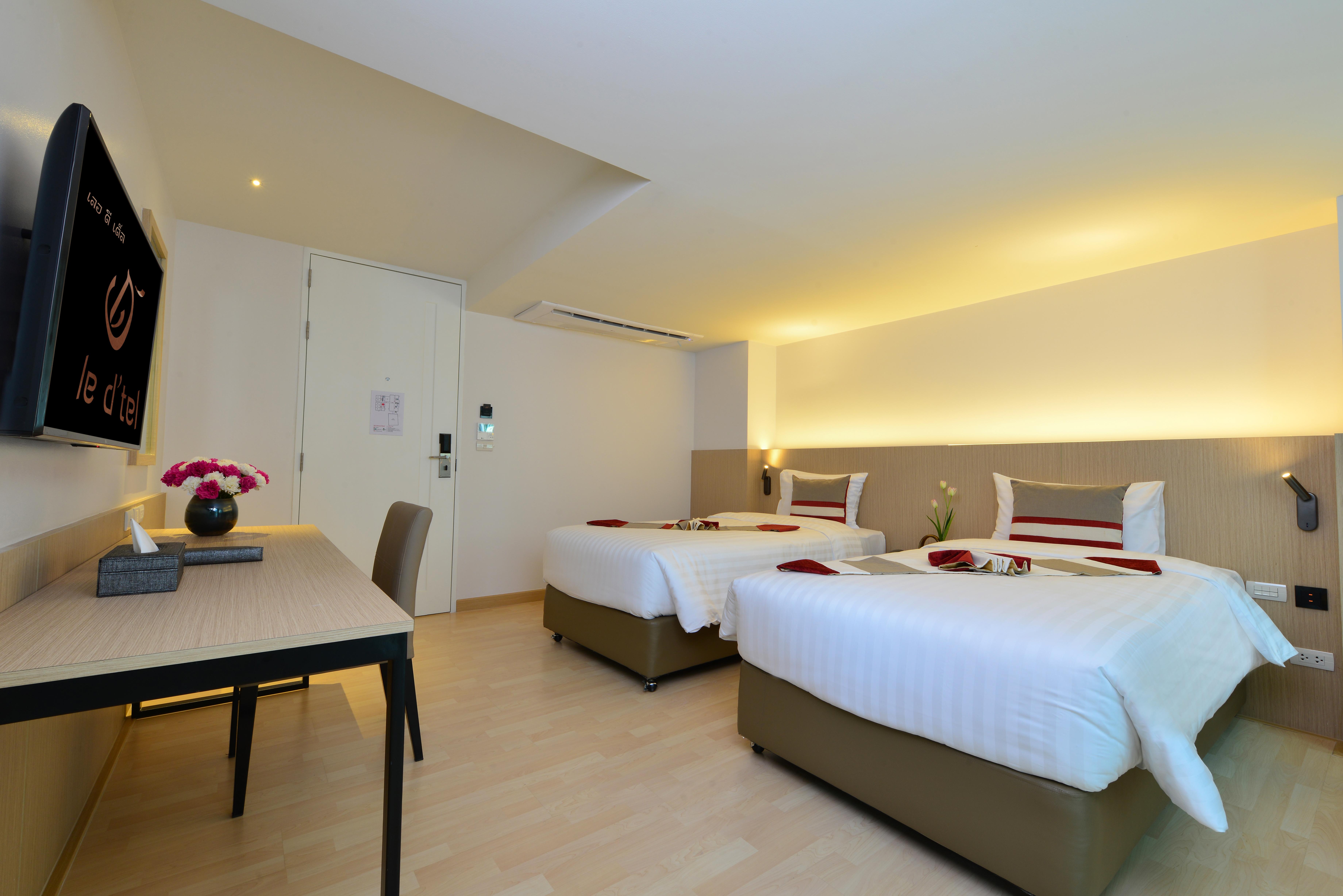 Le D'Tel Bangkok Hotel Exterior photo Deluxe Room