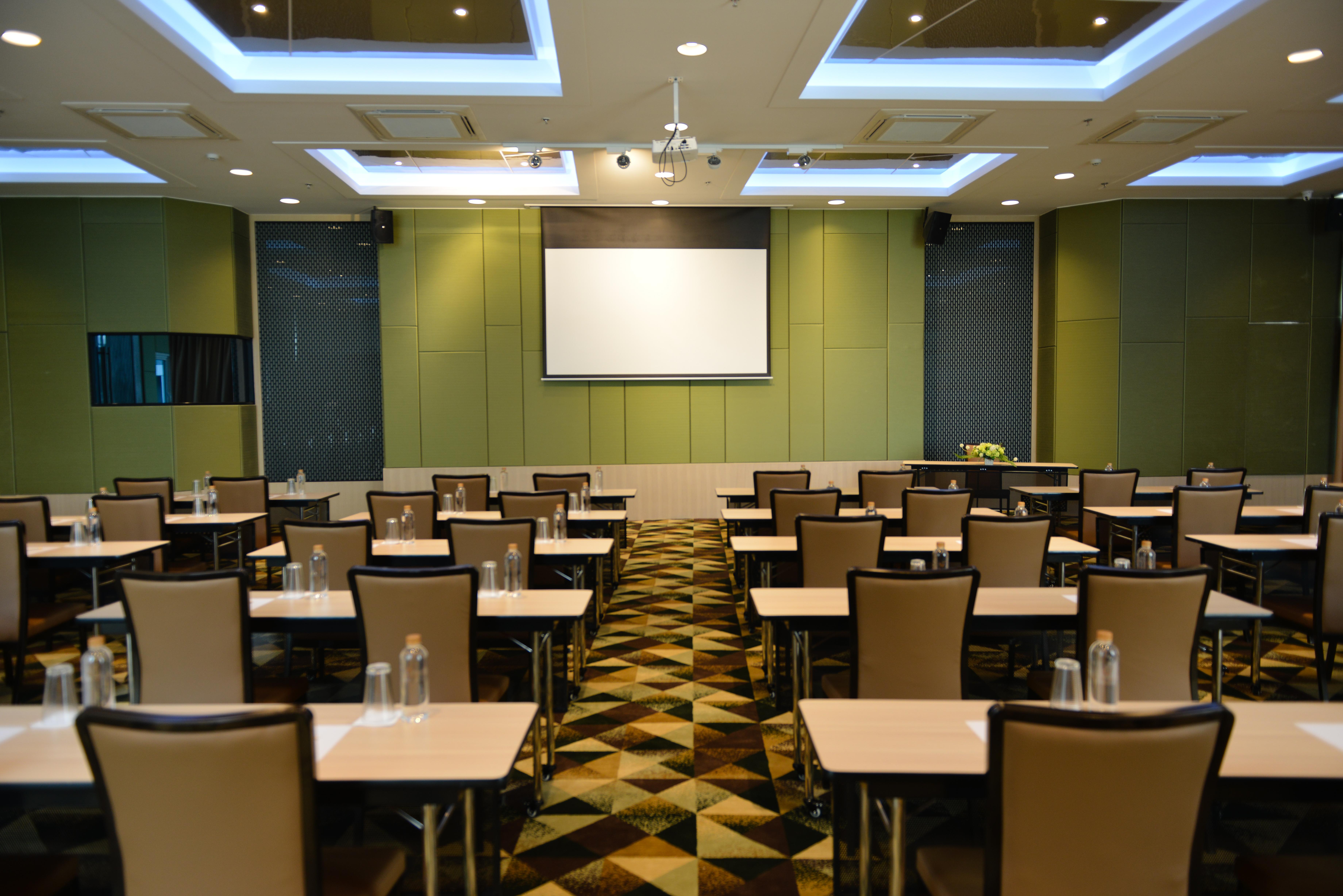 Le D'Tel Bangkok Hotel Exterior photo A typical meeting room