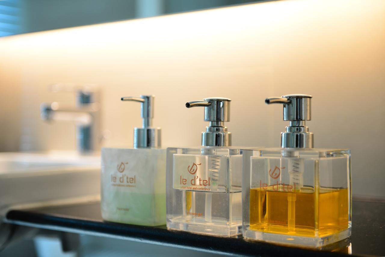 Le D'Tel Bangkok Hotel Exterior photo Soap dispensers