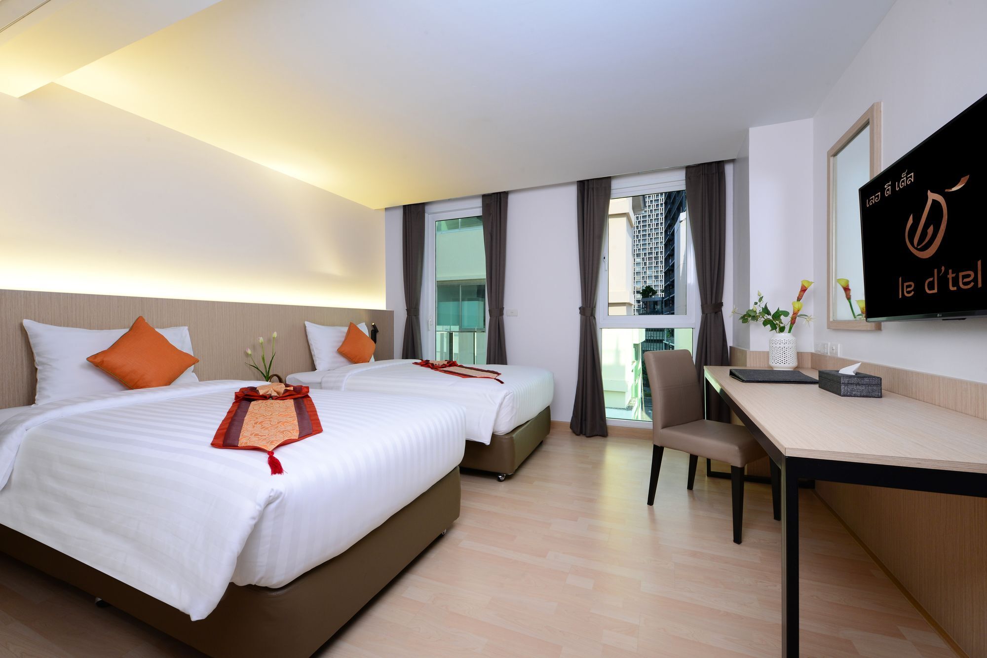 Le D'Tel Bangkok Hotel Exterior photo Deluxe Room